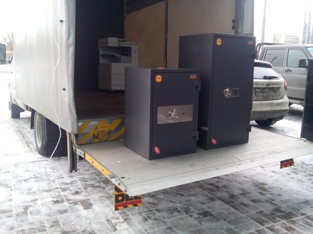 Вывоз и утилизация сейфов в Холмске в октябре